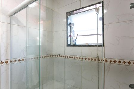 Casa à venda com 140m², 3 quartos e 2 vagasBanheiro da Suíte 2