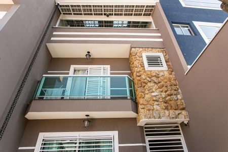 Casa à venda com 140m², 3 quartos e 2 vagasFachada