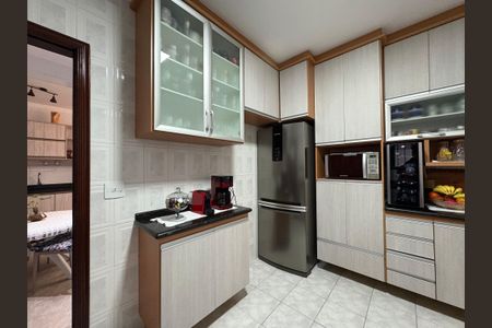 Casa à venda com 183m², 3 quartos e 2 vagasCozinha