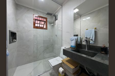 Casa à venda com 183m², 3 quartos e 2 vagasBanheiro da Suíte
