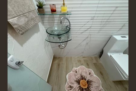 Casa à venda com 183m², 3 quartos e 2 vagasLavabo 2