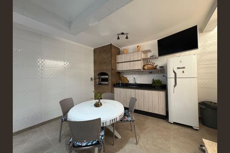 Casa à venda com 183m², 3 quartos e 2 vagasÁrea gourmet 