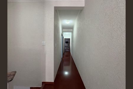 Casa à venda com 183m², 3 quartos e 2 vagasEscritório/ corredor acesso aos dormitórios 