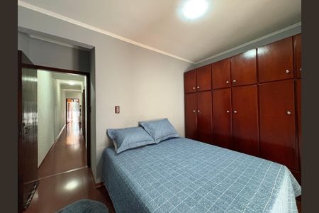 Casa à venda com 183m², 3 quartos e 2 vagasQuarto 2