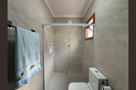 Casa à venda com 183m², 3 quartos e 2 vagasBanheiro