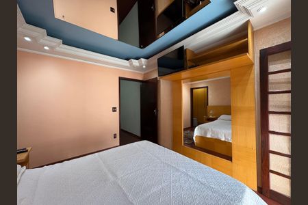 Casa à venda com 183m², 3 quartos e 2 vagasSuite