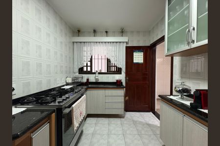 Casa à venda com 183m², 3 quartos e 2 vagasCozinha