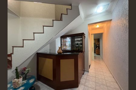 Casa à venda com 183m², 3 quartos e 2 vagasSala