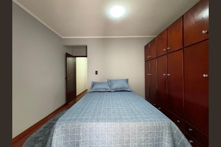 Casa à venda com 183m², 3 quartos e 2 vagasQuarto 2