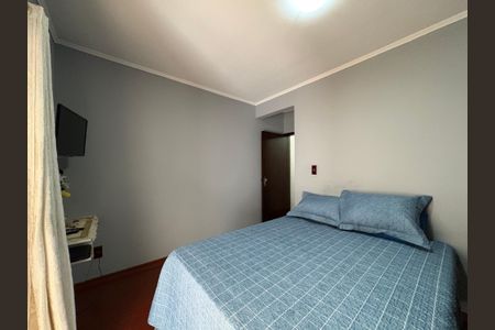 Casa à venda com 183m², 3 quartos e 2 vagasQuarto 2