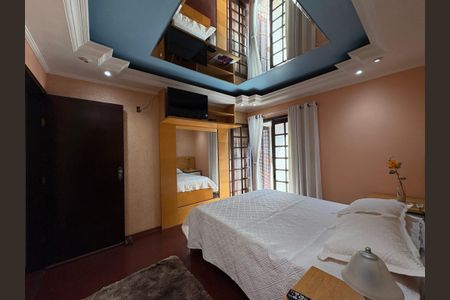 Casa à venda com 183m², 3 quartos e 2 vagasSuite