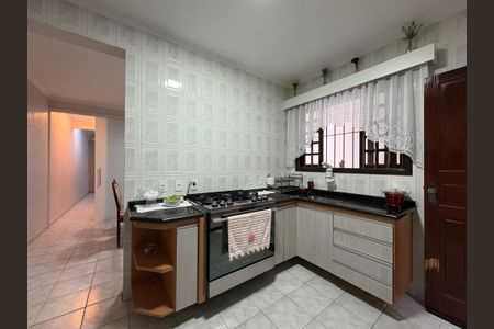 Casa à venda com 183m², 3 quartos e 2 vagasCozinha