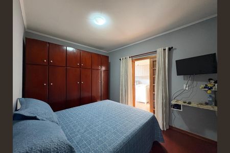 Casa à venda com 183m², 3 quartos e 2 vagasQuarto 2