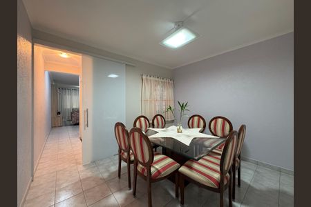 Casa à venda com 183m², 3 quartos e 2 vagasSala de Jantar