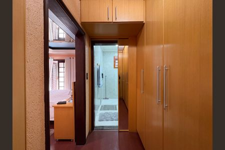 Casa à venda com 183m², 3 quartos e 2 vagasCloset da suíte 