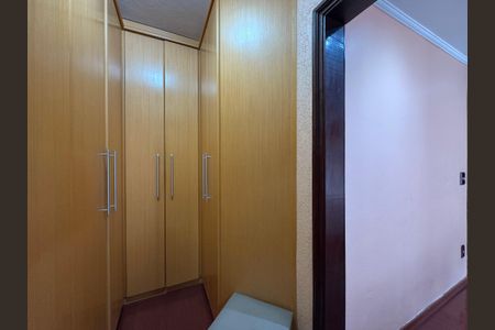 Casa à venda com 183m², 3 quartos e 2 vagasCloset da suíte 