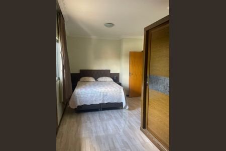 Casa para alugar com 140m², 4 quartos e 2 vagasQuarto