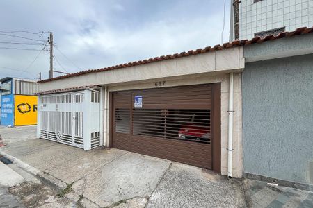 Casa à venda com 113m², 1 quarto e 2 vagasFachada + plaquinha