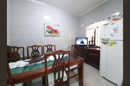 Casa à venda com 3 quartos, 258m² em Jardim Monte Azul, São Paulo