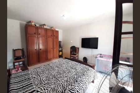 Casa à venda com 3 quartos, 258m² em Jardim Monte Azul, São Paulo