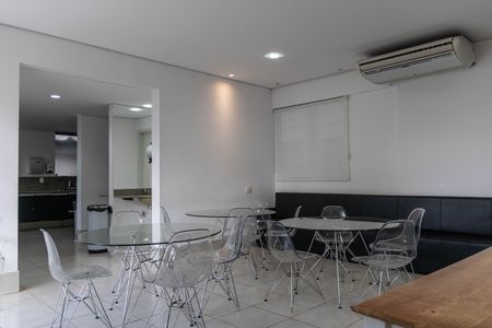 Apartamento para alugar com 78m², 3 quartos e 2 vagas Apartamento para alugar com 78m², 3 quartos e 2 vagasÁrea comum - Salão de festas