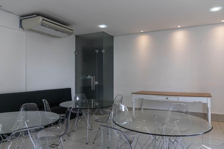 Apartamento para alugar com 78m², 3 quartos e 2 vagas Apartamento para alugar com 78m², 3 quartos e 2 vagasÁrea comum - Salão de festas