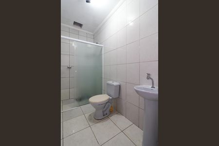 Casa para alugar com 80m², 2 quartos e 1 vaga Casa para alugar com 80m², 2 quartos e 1 vagaBanheiro