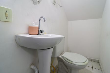 Casa para alugar com 80m², 2 quartos e 1 vaga Casa para alugar com 80m², 2 quartos e 1 vagaLavabo