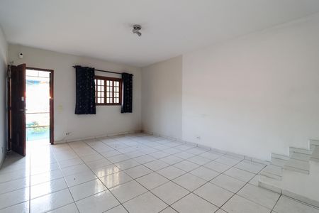 Casa para alugar com 80m², 2 quartos e 1 vaga Casa para alugar com 80m², 2 quartos e 1 vagaSala