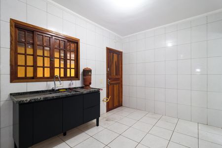 Casa para alugar com 80m², 2 quartos e 1 vaga Casa para alugar com 80m², 2 quartos e 1 vagaCozinha