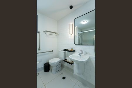 Apartamento à venda com 46m², 1 quarto e sem vagaBanheiro da Suíte