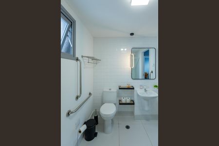 Apartamento à venda com 46m², 1 quarto e sem vagaBanheiro da Suíte