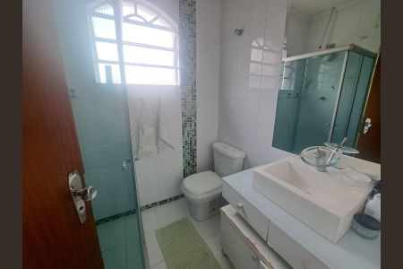 Casa para alugar com 160m², 4 quartos e 4 vagas Casa para alugar com 160m², 4 quartos e 4 vagasBanheiro 2