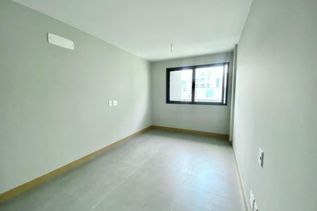 Apartamento para alugar com 191m², 4 quartos e 2 vagasQuarto 