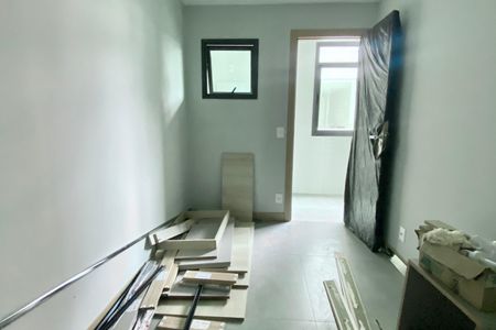 Apartamento para alugar com 191m², 4 quartos e 2 vagasQuarto de Serviço