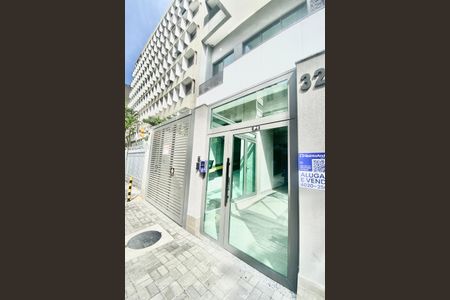 Apartamento para alugar com 191m², 4 quartos e 2 vagasPlaca