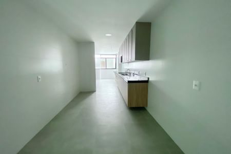Apartamento para alugar com 191m², 4 quartos e 2 vagasCozinha