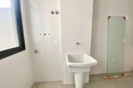 Apartamento para alugar com 191m², 4 quartos e 2 vagasÁrea de Serviço