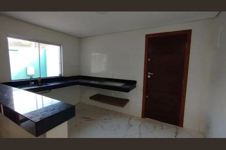 Sala de casa para alugar com 2 quartos, 111m² em Jardim Montanhês, Belo Horizonte