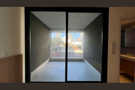 Varanda de kitnet/studio para alugar com 1 quarto, 30m² em Pinheiros, São Paulo