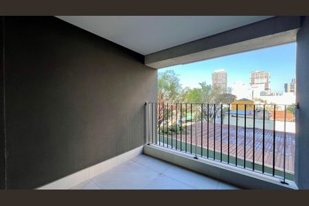 Varanda de kitnet/studio para alugar com 1 quarto, 30m² em Pinheiros, São Paulo