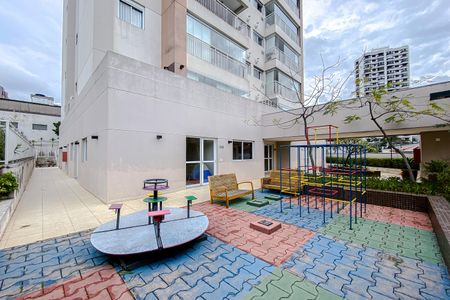 Apartamento à venda com 80m², 2 quartos e 2 vagasÁrea comum - Playground