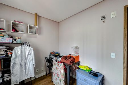 Apartamento à venda com 80m², 2 quartos e 2 vagasQuarto 2
