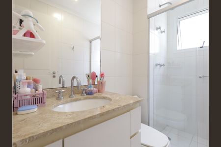 Apartamento à venda com 177m², 4 quartos e 3 vagasBanheiro da Suíte 2