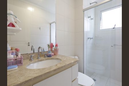 Apartamento à venda com 177m², 4 quartos e 3 vagasBanheiro da Suíte 2