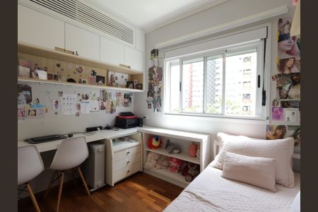 Apartamento à venda com 177m², 4 quartos e 3 vagasSuíte 2