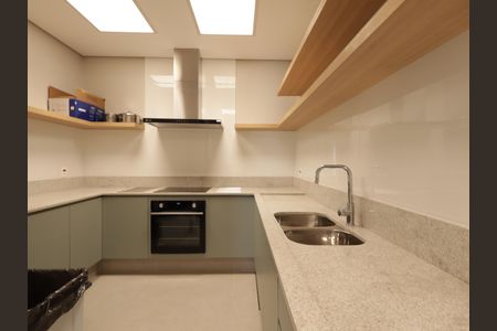 Apartamento à venda com 177m², 4 quartos e 3 vagasÁrea comum - Salão de festas