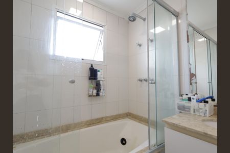 Apartamento à venda com 177m², 4 quartos e 3 vagasBanheiro da Suíte 3