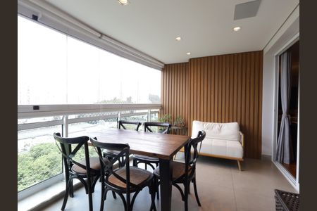 Apartamento à venda com 177m², 4 quartos e 3 vagasVaranda gourmet