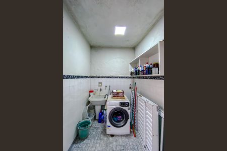 Casa à venda com 150m², 2 quartos e 1 vagaÁrea de Serviço